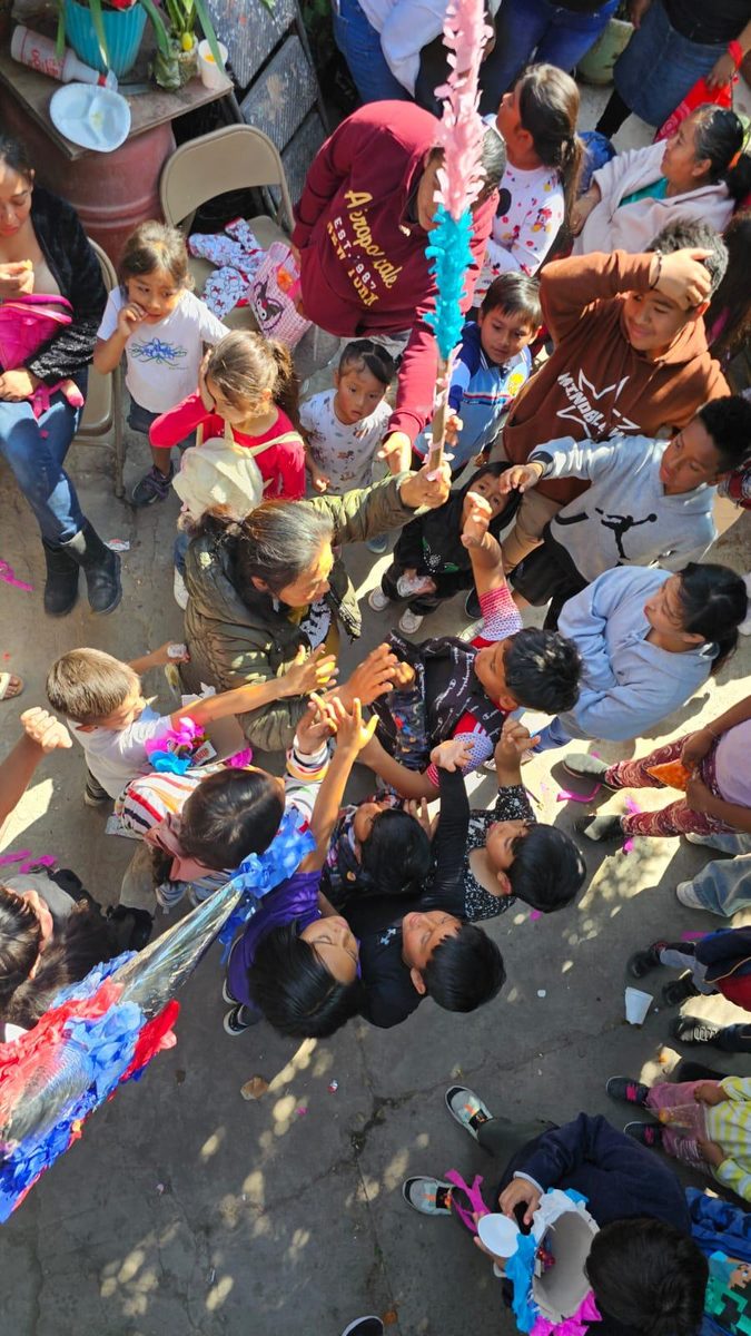 Río de Agua Viva community outreach