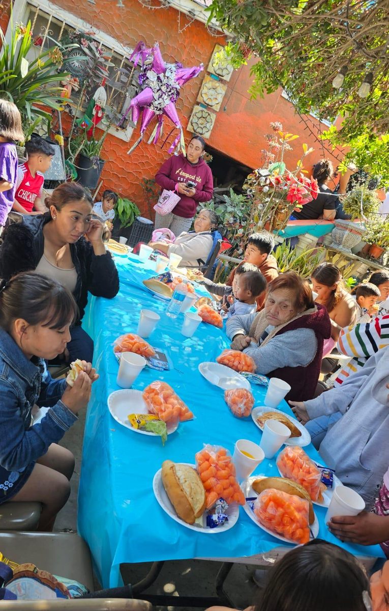 Río de Agua Viva community outreach